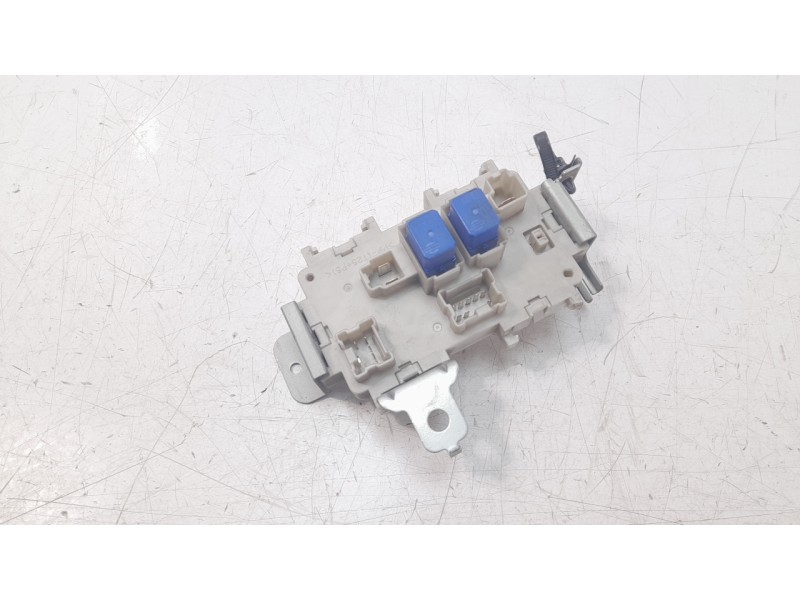 Recambio de caja reles / fusibles para nissan 350 z (z33) 3.5 v6 cat referencia OEM IAM 24350AM600  
