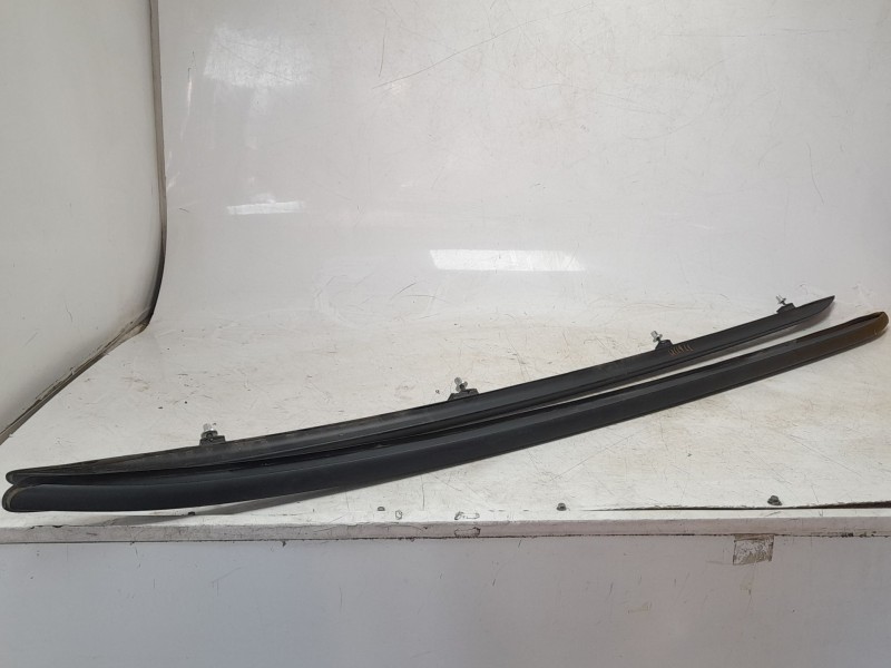 Recambio de barras techo para ford focus iv (hn) 1.0 ecoboost mhev referencia OEM IAM 2515720 2515722 