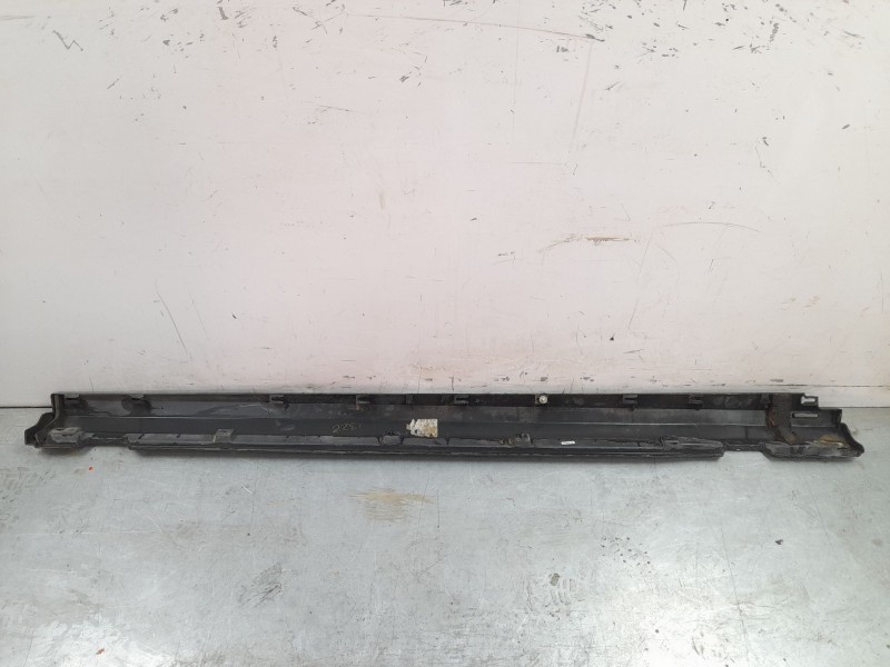 Recambio de estribos laterales para land rover range rover evoque (l538) 2.2 d 4x4 referencia OEM IAM BJ3210155AB  