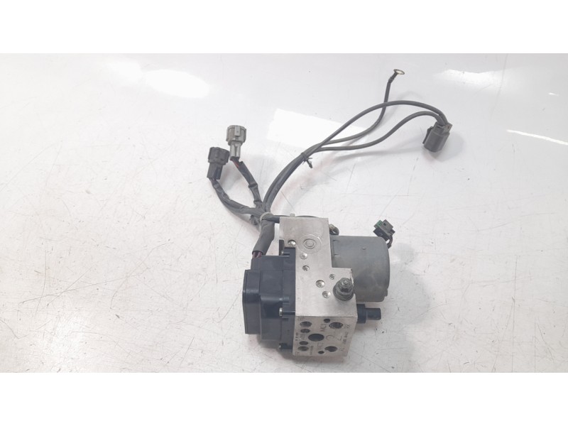 Recambio de abs para nissan 350 z (z33) 3.5 v6 cat referencia OEM IAM 47600AM400  