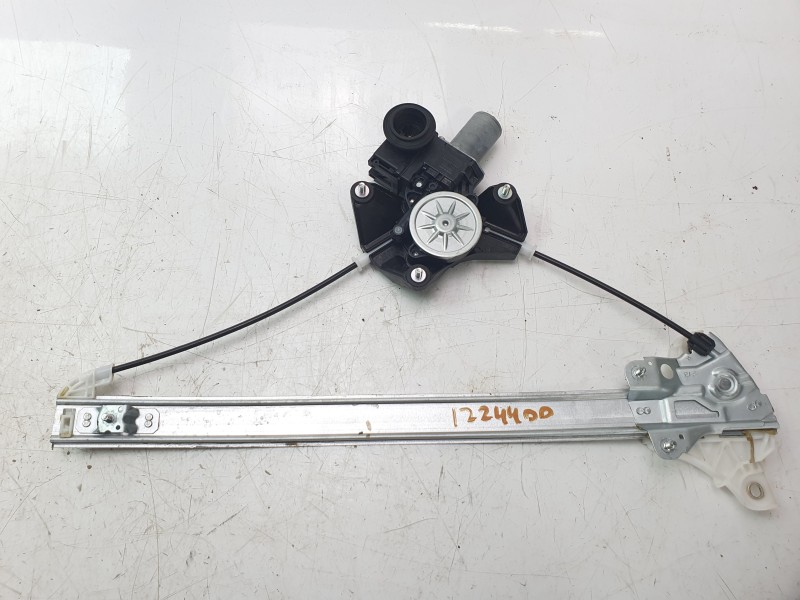 Recambio de elevalunas delantero derecho para toyota yaris (_p21_, _pa1_, _ph1_) 1.5 (mxpa11) referencia OEM IAM 85710k0020  