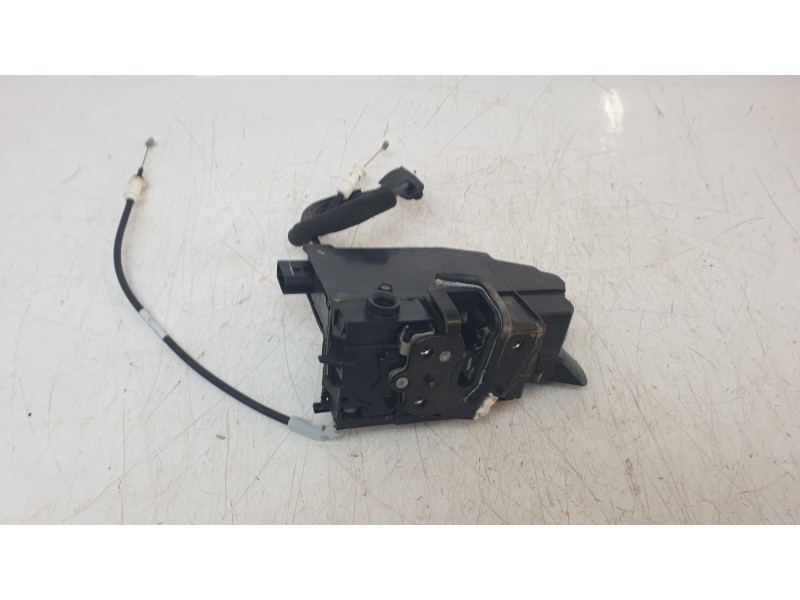 Recambio de cerradura puerta delantera derecha para peugeot 308 ii (lb_, lp_, lw_, lh_, l3_) 1.2 thp 110 referencia OEM IAM 9810
