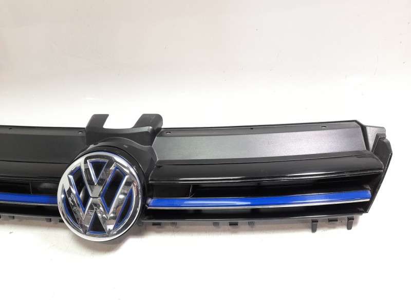 Recambio de rejilla delantera para volkswagen golf vii lim. gte referencia OEM IAM 5GE853653D  