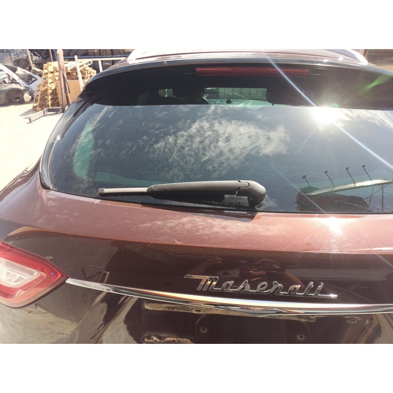 Recambio de brazo limpia trasero para maserati levante suv (m161) 3.0 d q4 referencia OEM IAM   