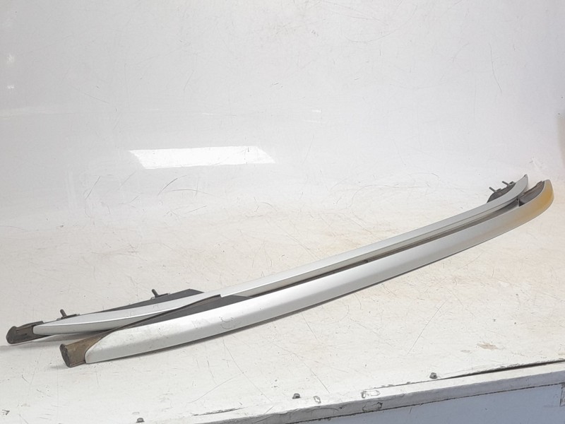 Recambio de barras techo para mg zs luxury referencia OEM IAM 10976235  10976234