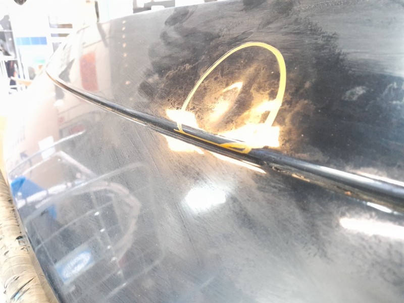 Recambio de porton trasero para mg zs luxury referencia OEM IAM 10691021  