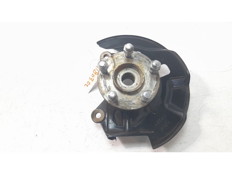 Recambio de mangueta delantera izquierda para mazda cx-3 100 aniversario referencia OEM IAM D10E33031  