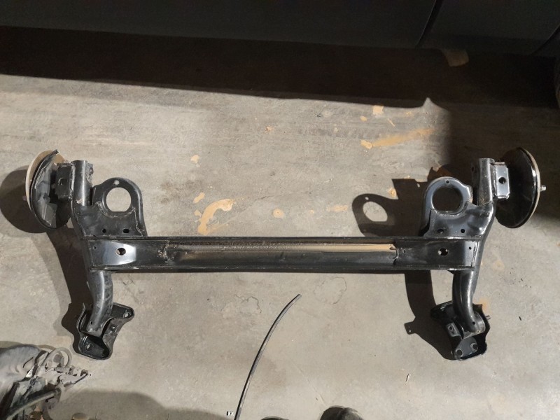 Recambio de puente trasero para mg zs luxury referencia OEM IAM 1456991  