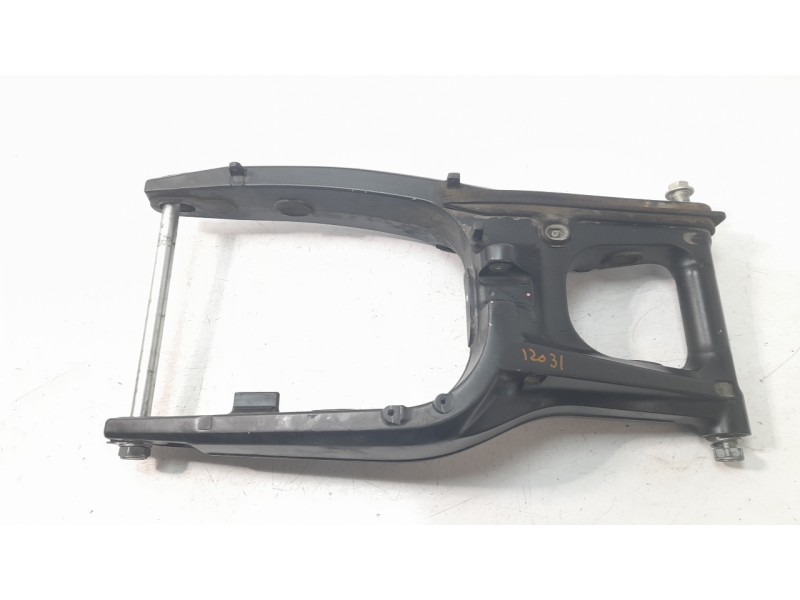 Recambio de basculante para honda cbr (601cc - ) cbr 650 r (rh01) referencia OEM IAM 52200MKND51  