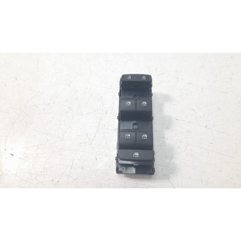 Recambio de mando elevalunas delantero izquierdo para hyundai tucson (nx4e, nx4a) 1.6 t-gdi hybrid 48v referencia OEM IAM 93571N