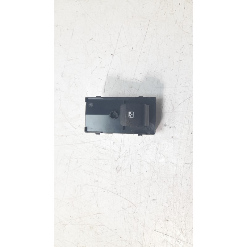 Recambio de mando elevalunas delantero derecho para hyundai tucson (nx4e, nx4a) 1.6 t-gdi hybrid 48v referencia OEM IAM 93581N70