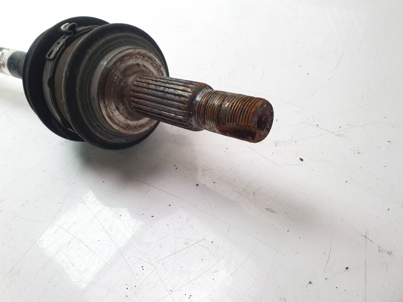 Recambio de transmision delantera derecha para toyota yaris hybrid active referencia OEM IAM 434100D660  T97268