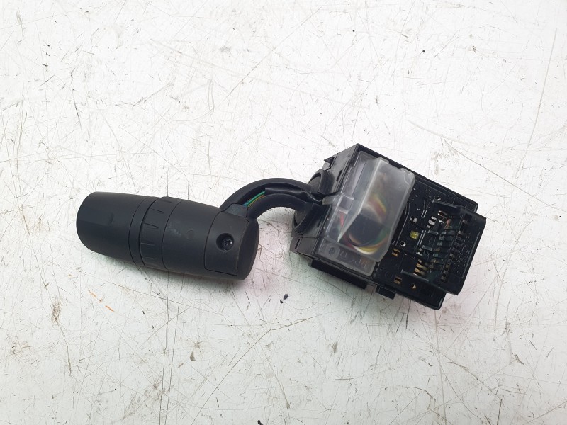 Recambio de mando intermitentes para mazda cx-5 luxury 2wd referencia OEM IAM KD5117F887  