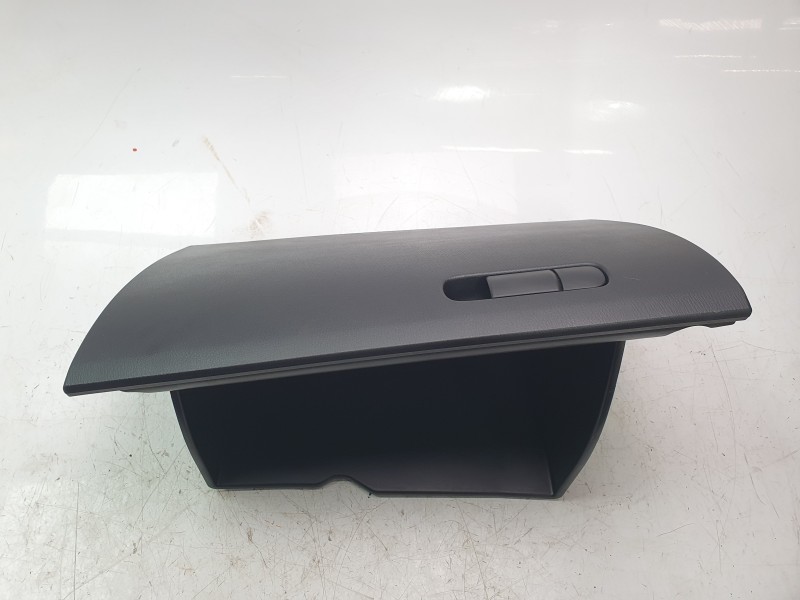 Recambio de guantera para mazda cx-5 luxury 2wd referencia OEM IAM KD4564030D02  