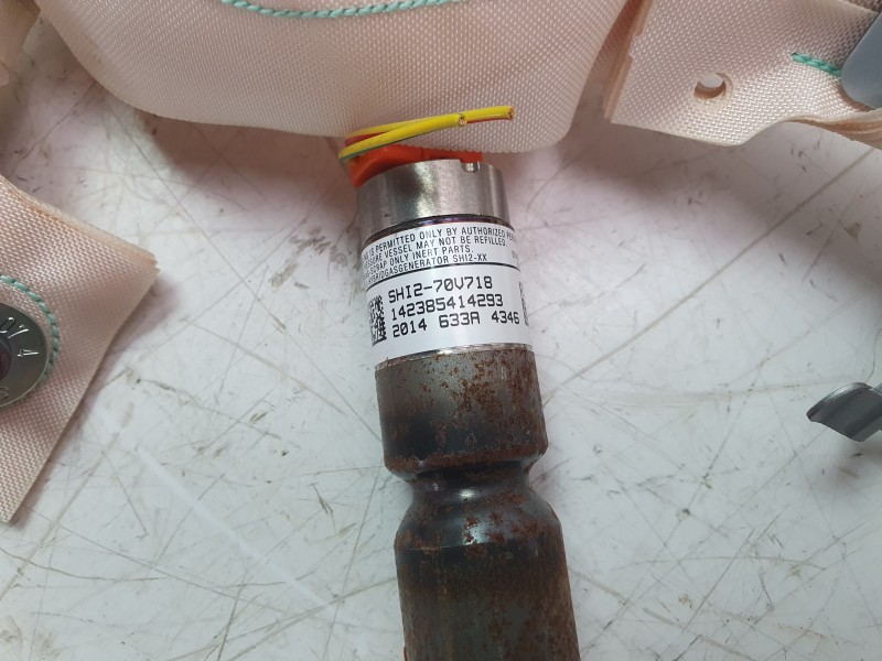 Recambio de airbag cortina delantero derecho para mazda cx-5 luxury 2wd referencia OEM IAM KD4557KM0B  