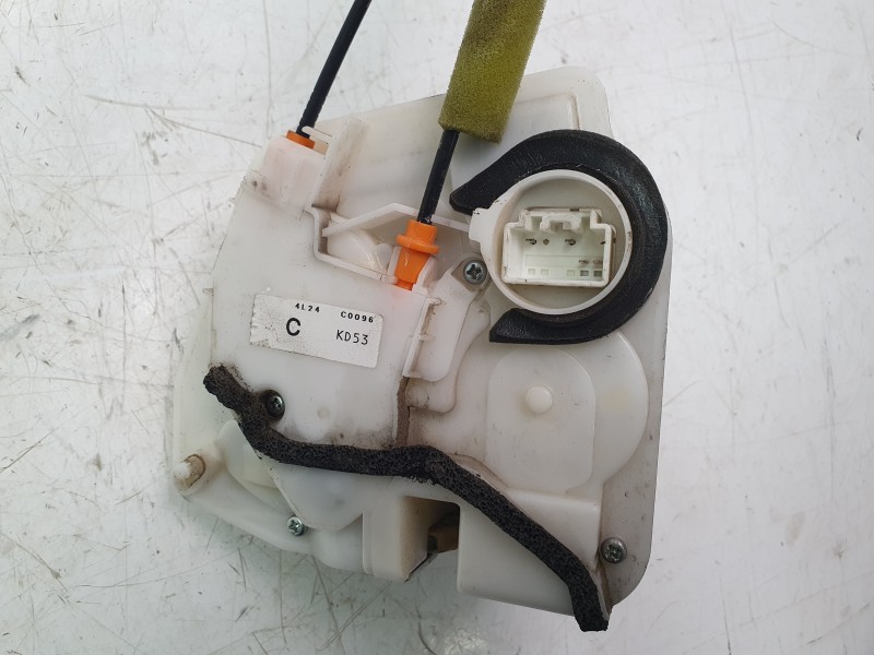 Recambio de cerradura puerta trasera derecha para mazda cx-5 luxury 2wd referencia OEM IAM KD5372310  