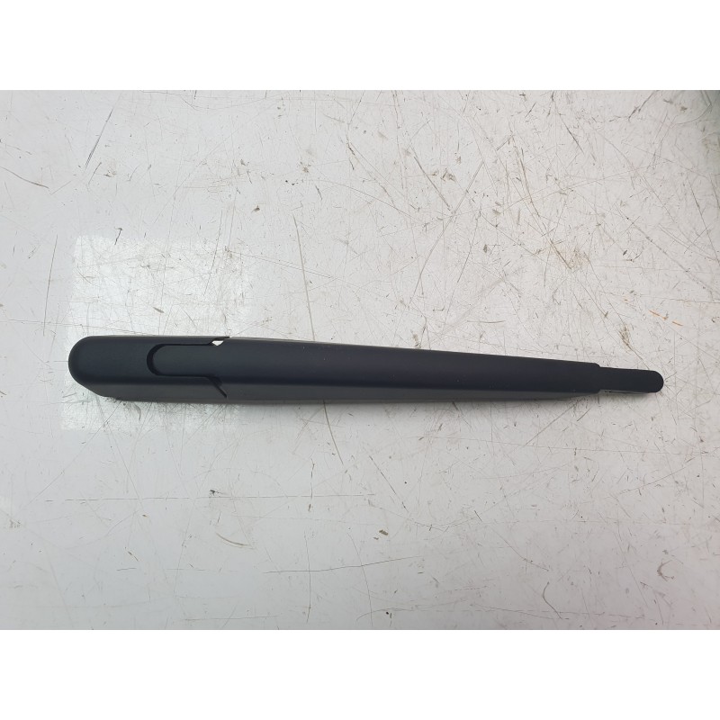 Recambio de brazo limpia trasero para dacia sandero iii 1.0 tce 90 eco-g referencia OEM IAM 287807006R  