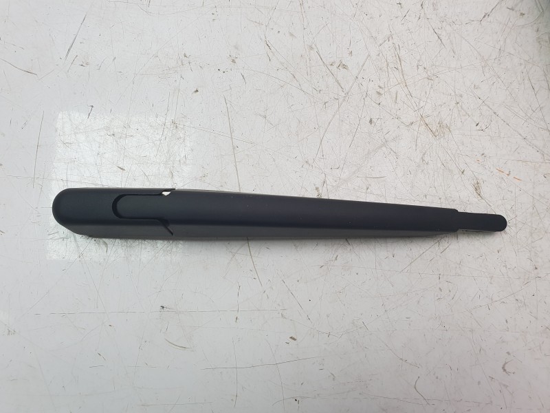 Recambio de brazo limpia trasero para dacia sandero iii 1.0 tce 90 eco-g referencia OEM IAM 287807006R  