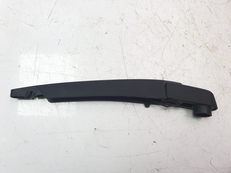 Recambio de brazo limpia trasero para dacia sandero iii 1.0 tce 90 eco-g referencia OEM IAM 287807006R  