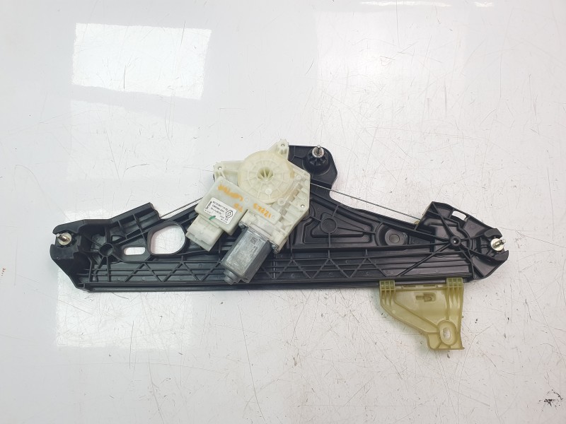 Recambio de elevalunas trasero derecho para renault captur ii (hf_) tce 160 (hfn1) referencia OEM IAM 827209371R  