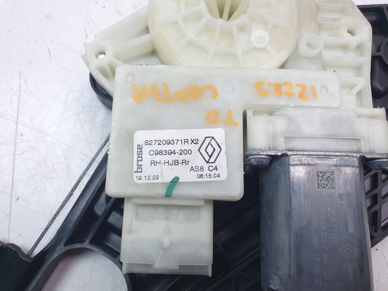 Recambio de elevalunas trasero derecho para renault captur ii (hf_) tce 160 (hfn1) referencia OEM IAM 827209371R  