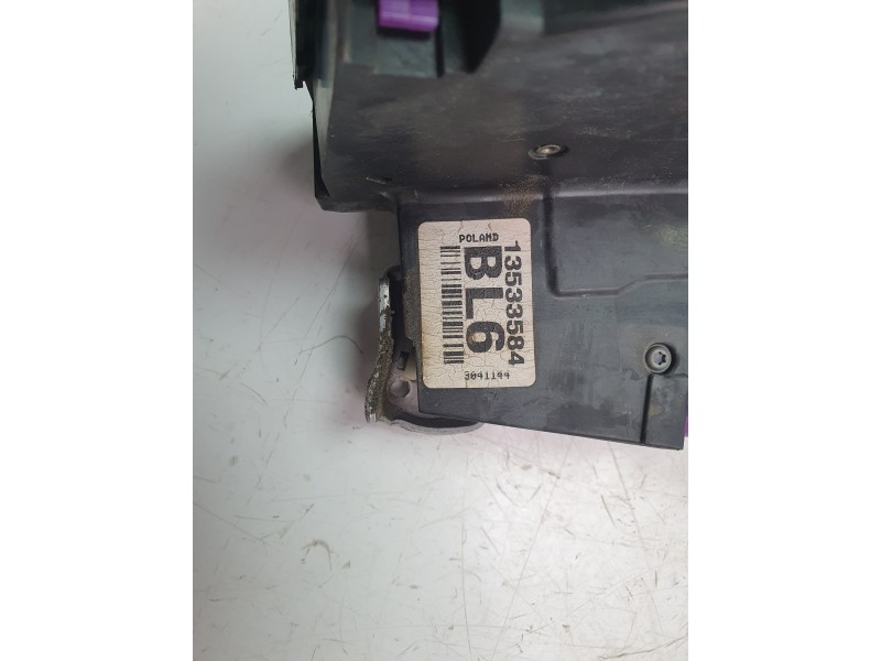 Recambio de cerradura puerta delantera izquierda para opel insignia b grand sport (z18) 2.0 (68) referencia OEM IAM 13533584  