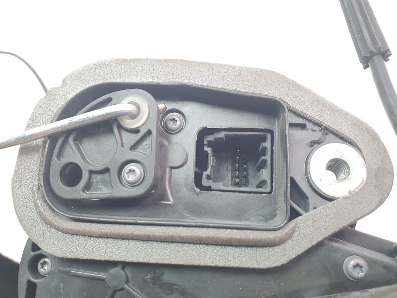 Recambio de cerradura puerta delantera izquierda para opel insignia b grand sport (z18) 2.0 (68) referencia OEM IAM 13533584  