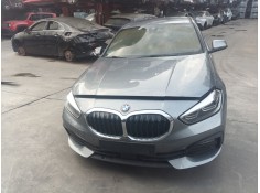 bmw 1 (f40) del año 2022 2