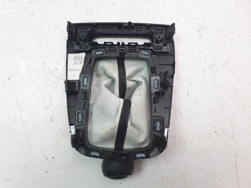 Recambio de pomo palanca cambio para mg zs comfort referencia OEM IAM 11115822  