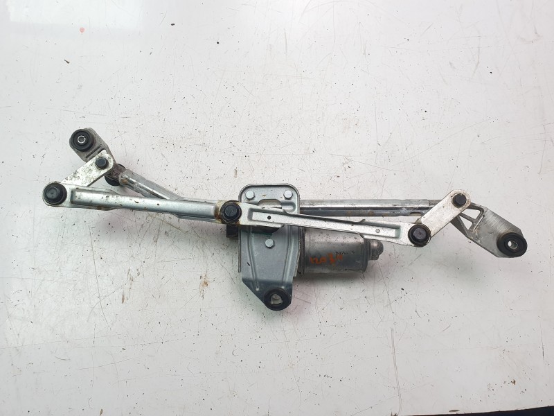 Recambio de motor limpia delantero para mg zs comfort referencia OEM IAM 10234228  MLF110079RM