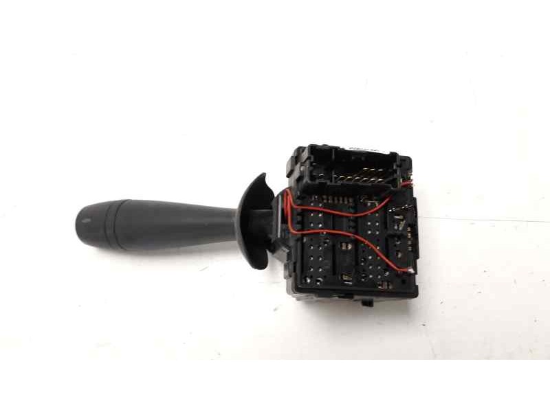 Recambio de mando limpia para dacia dokker express ambiance referencia OEM IAM 681728631R  