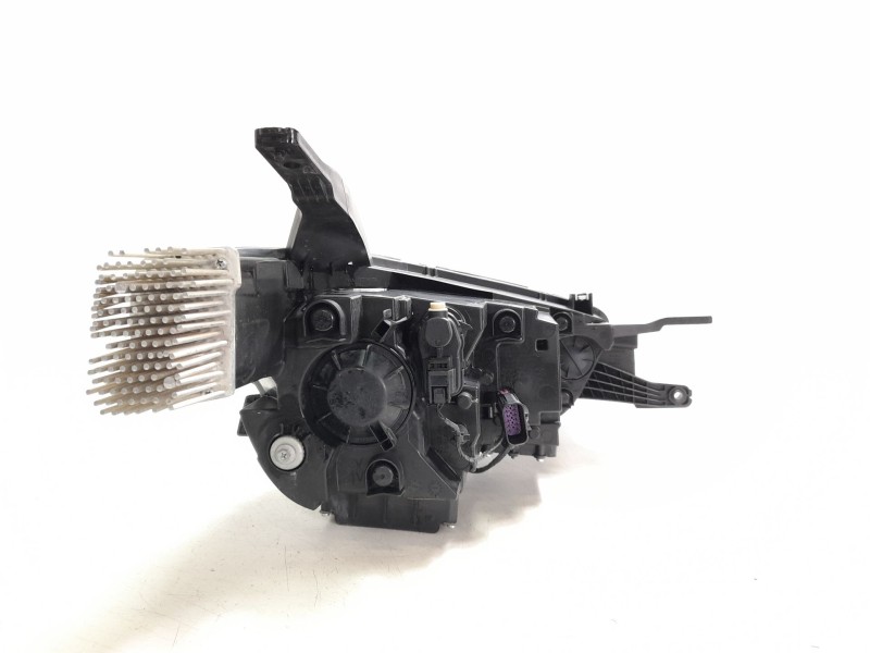Recambio de faro izquierdo para mg zs luxury referencia OEM IAM 11275385  
