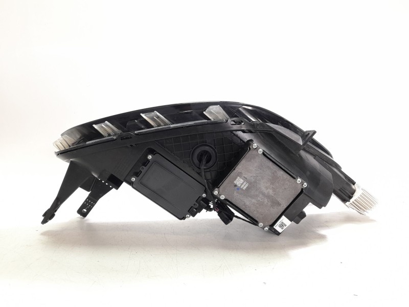 Recambio de faro izquierdo para mg zs luxury referencia OEM IAM 11275385  