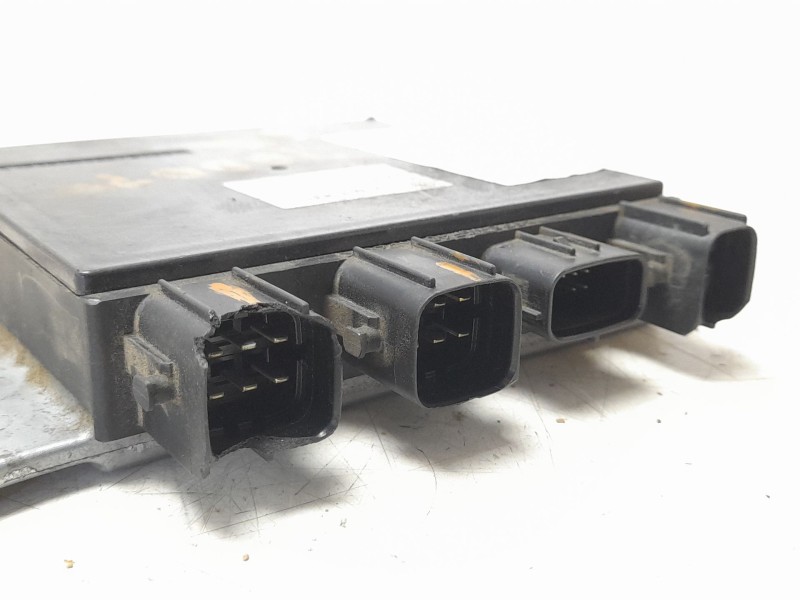 Recambio de modulo electronico para toyota gt 86 basis referencia OEM IAM 22635JB000  