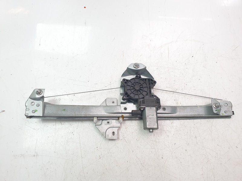 Recambio de elevalunas delantero derecho para renault express furgoneta/monovolumen 1.5 blue dci 75 (f6aa) referencia OEM IAM 80