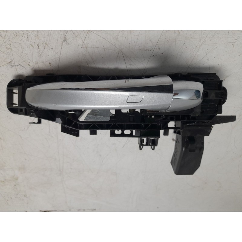 Recambio de maneta exterior delantera izquierda para mercedes-benz b-klasse (bm 247) b 180 referencia OEM IAM A0997607300  