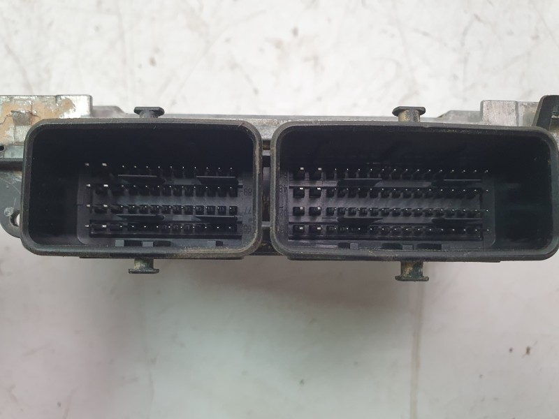 Recambio de centralita motor uce para mg zs comfort referencia OEM IAM 1505183  