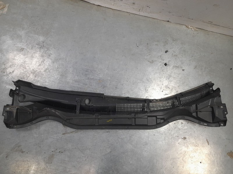 Recambio de torpedo para toyota auris (_e18_) 1.8 hybrid (zwe186_) referencia OEM IAM 5570802470  