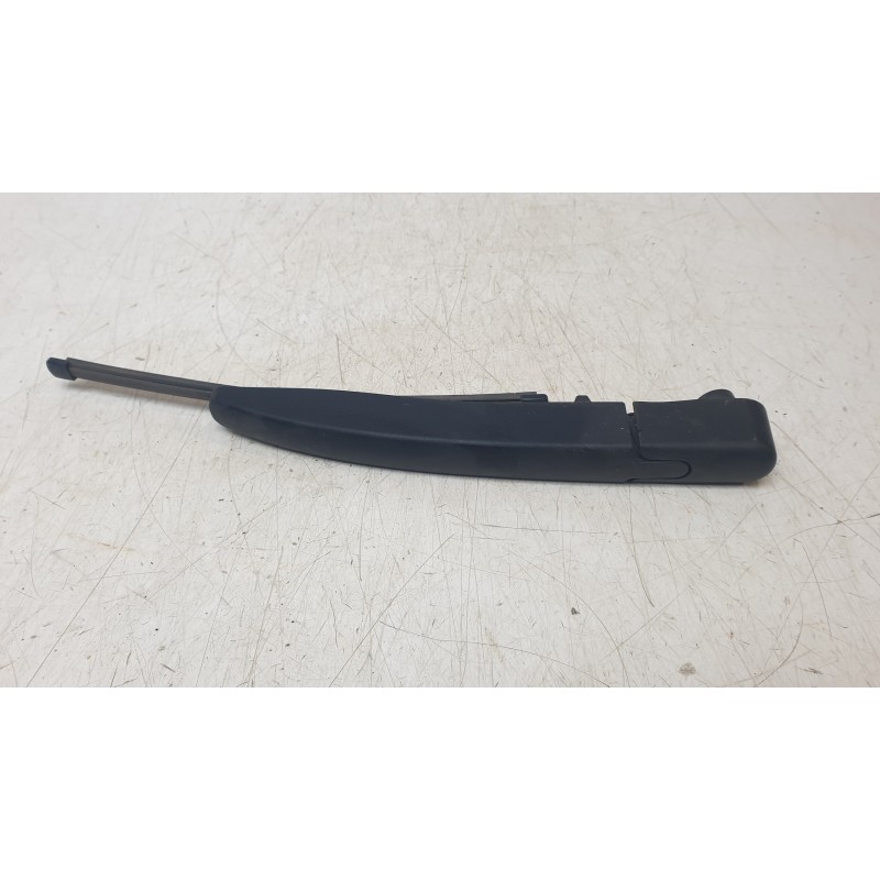Recambio de brazo limpia trasero para ford focus iv (hn) 1.0 ecoboost mhev referencia OEM IAM 2293338  