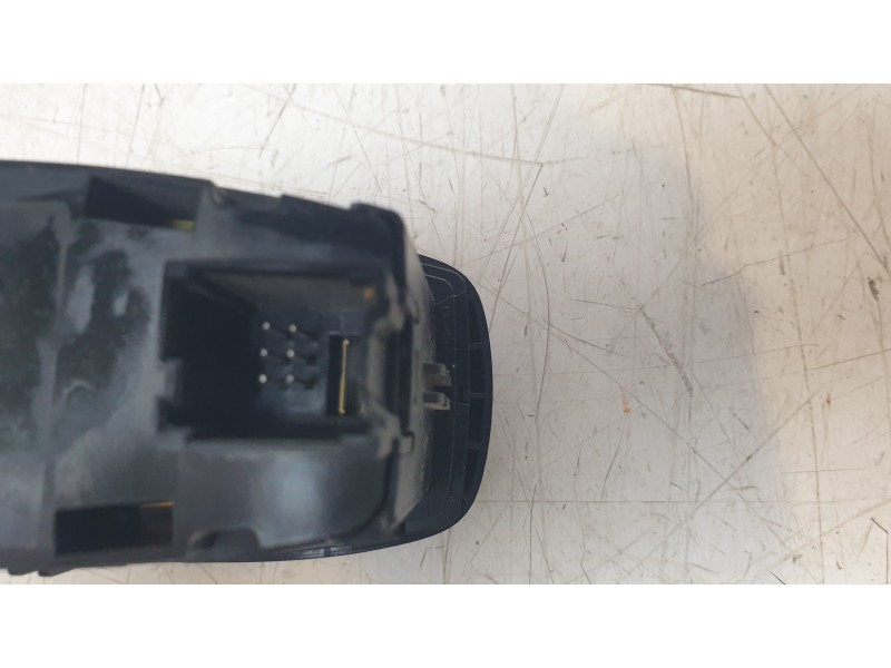 Recambio de mando luces para ford focus iv (hn) 1.0 ecoboost mhev referencia OEM IAM 1050797300  