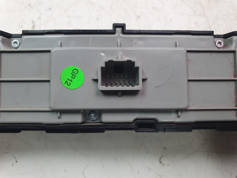 Recambio de mando climatizador para mg zs comfort referencia OEM IAM 10703154  