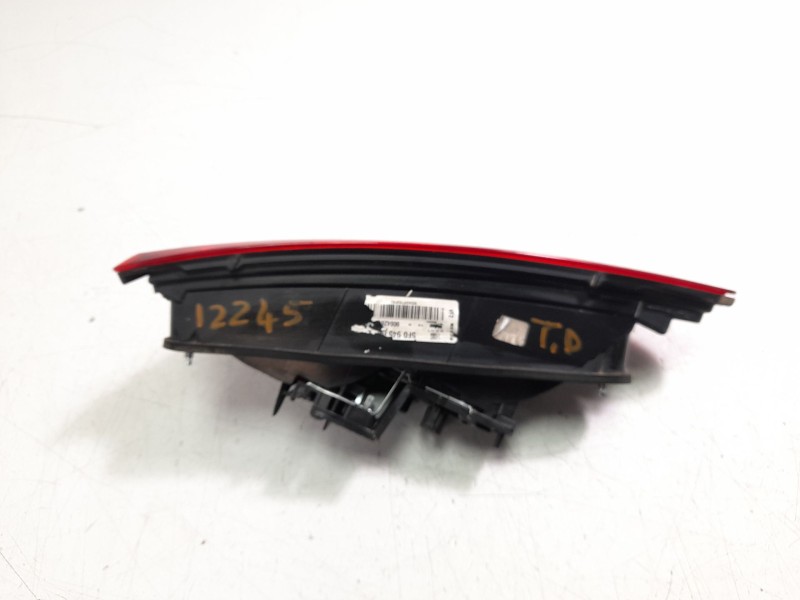 Recambio de piloto trasero derecho interior para seat leon (5f1) 1.5 tsi referencia OEM IAM 5F0945094L  