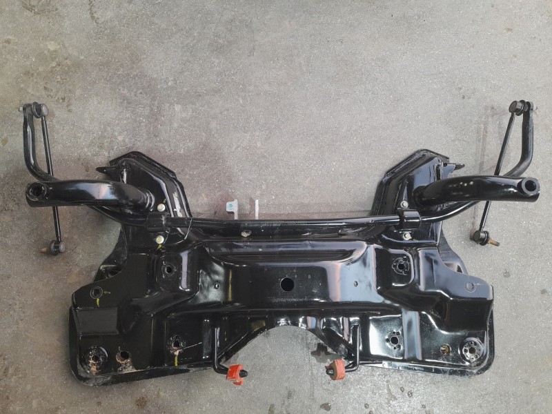 Recambio de puente delantero para mg zs luxury referencia OEM IAM 1456991  