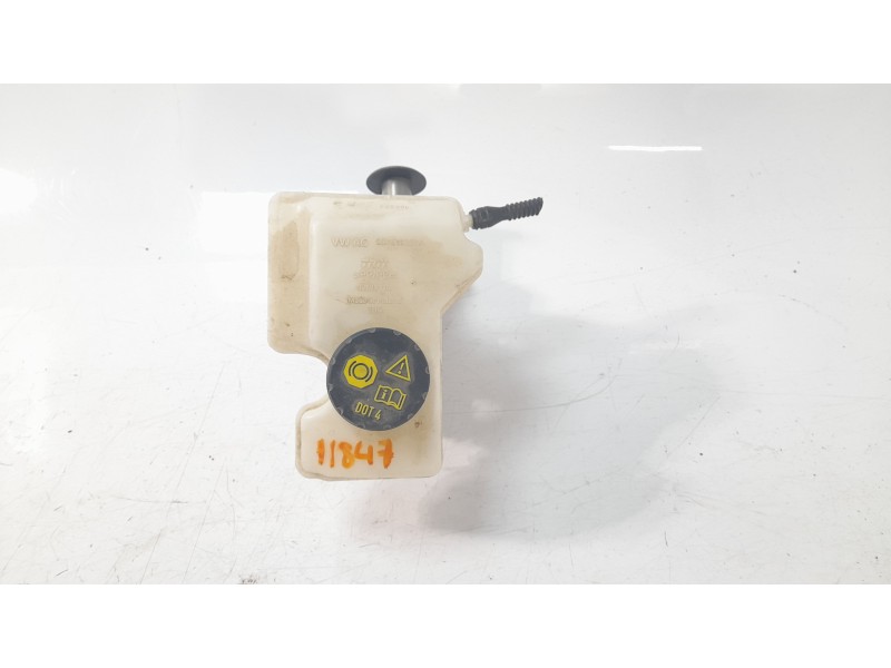 Recambio de bomba freno para volkswagen polo vi (ae1) basis referencia OEM IAM 2Q1614019A  