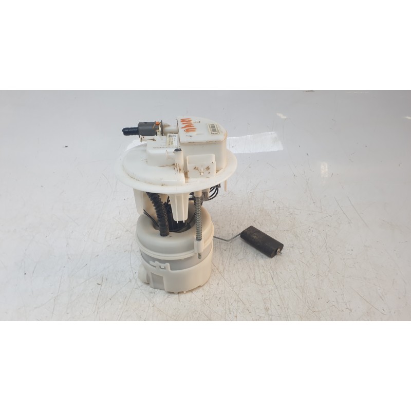 Recambio de bomba combustible para peugeot 308 ii (lb_, lp_, lw_, lh_, l3_) 1.2 thp 110 referencia OEM IAM 9674699980  