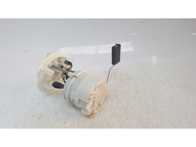 Recambio de bomba combustible para peugeot 308 ii (lb_, lp_, lw_, lh_, l3_) 1.2 thp 110 referencia OEM IAM 9674699980  