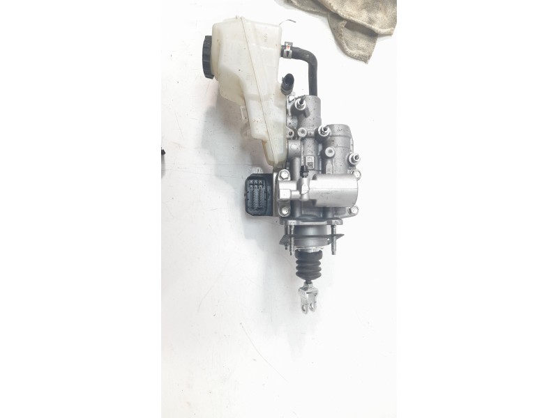 Recambio de bomba freno para toyota c-hr hybrid active referencia OEM IAM 4705010430  4705010500