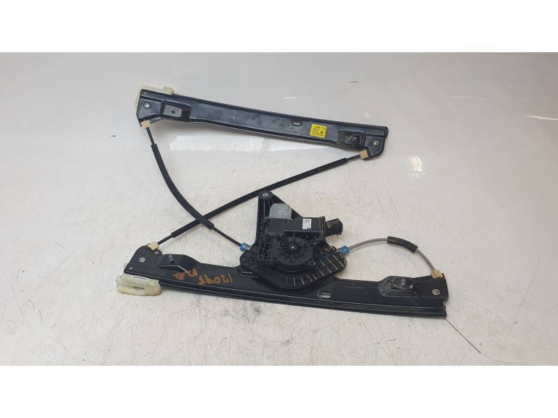 Recambio de elevalunas delantero derecho para mg mg hs (as23) 1.5 t (sas23) referencia OEM IAM 10367614  