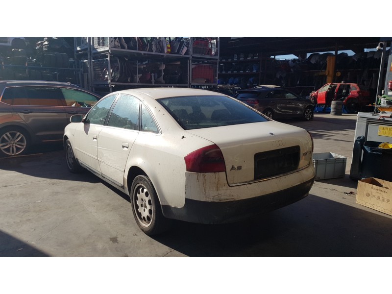 audi a6 berlina (4b2) del año 2002