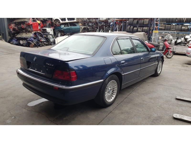bmw serie 7 (e38) del año 1997